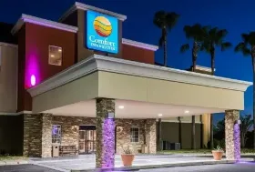 Photograph of Comfort Inn & Suites, Pharr