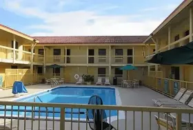 Photograph of Quality Inn, Harlingen