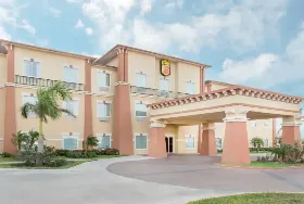 Photograph of Super 8, Hidalgo