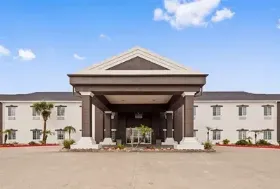 Photograph of Best Western Refugio Inn, Refugio