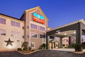 Photograph of SureStay Plus by Best Western San Antonio Fort Sam Houston, San Antonio