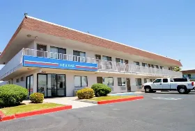 Photograph of Studio 6, El Paso