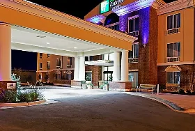 Photograph of Holiday Inn Express, Ozona