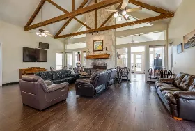 Photograph of Mountain Star Lodge, Lakeway