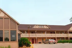 Photograph of M-Star, San Antonio