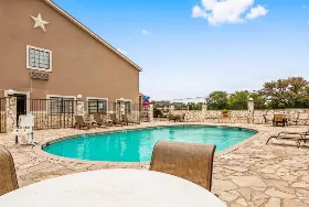 Photograph of TexanInn, Beeville