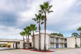 Photograph of Motel 6, Cleveland