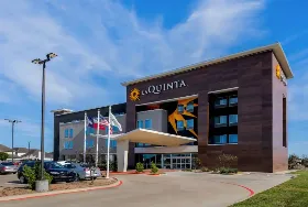 Photograph of La Quinta Inn & Suites, Cypress