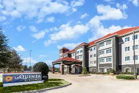 Photograph of La Quinta Inn & Suites, Mount Pleasant