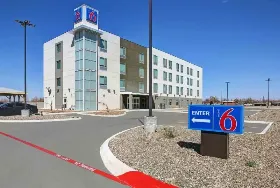 Photograph of Motel 6, Monahans