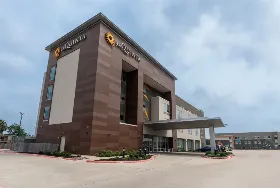 Photograph of La Quinta Inn & Suites, Corpus Christi