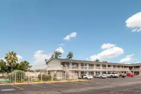 Photograph of Motel 6, Fort Worth