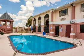 Photograph of Motel 6, Brenham