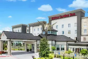 Photograph of Hilton Garden Inn, Victoria