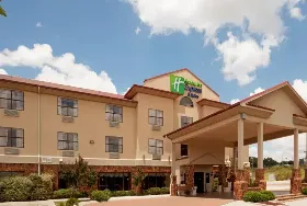 Photograph of Holiday Inn Express & Suites Kerrville, Kerrville