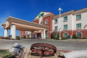 Photograph of Holiday Inn Express & Suites Amarillo East, Amarillo
