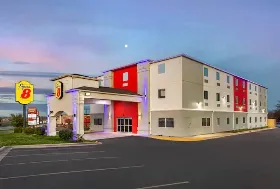 Photograph of Super 8, Harker Heights