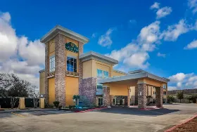 Photograph of La Quinta Inn & Suites, Beeville