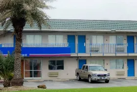 Photograph of Motel 6, Clute