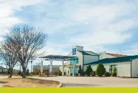 Photograph of Motel 6, Corsicana