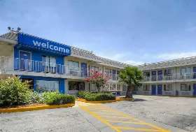 Photograph of Motel 6, San Antonio