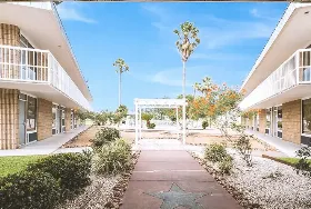 Photograph of Sky Palace Inn & Suites, Beeville