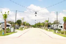 Photograph of Jetstream RV Resort At Nasa, Houston