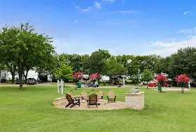 Photograph of Northlake Village, Roanoke