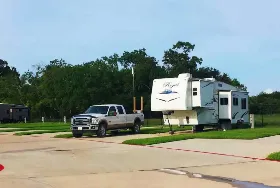 Photograph of Bayou Bend RV Resort, Baytown