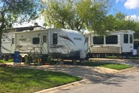 Photograph of Encore RV Park Mercedes, Mercedes