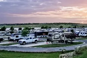 Photograph of Longhorn RV Resort, Niederwald