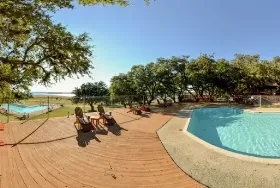 Photograph of Lake Pointe Resort, Canyon Lake