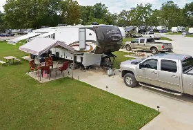 Photograph of Houston Leisure RV Resort, Highlands