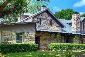 Photograph of 1847 Kuebler Waldrip Haus Bed and Breakfast, New Braunfels