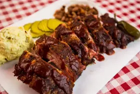 Photograph of Hoegemeyer’s Barbeque Barn, Corpus Christi
