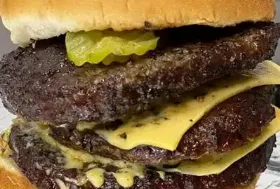 Photograph of S&t Pit Burgers And More, Lufkin