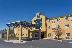 Photograph of Days Inn, Vernal