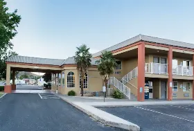 Photograph of Super 8, Hurricane
