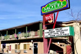 Photograph of Sage Motel, Vernal