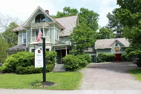 Photograph of Heart Of The Village Inn, Shelburne
