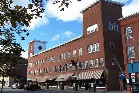 Photograph of Hotel Coolidge, White River Junction