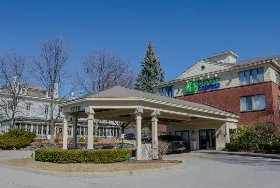 Photograph of Holiday Inn Express, South Burlington