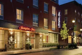 Photograph of Hampton Inn, St. Albans