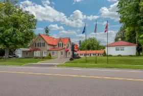 Photograph of Econo Lodge, Saint Albans