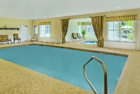 Photograph of The Pointe at Castle Hill Resort, Ludlow