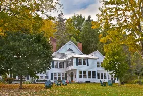 Photograph of Arlington S West Mountain Inn, Arlington