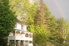 Photograph of Golden Stage Inn Bed And Breakfast, Proctorsville