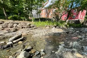 Photograph of Bailey's Mills Bed And Breakfast, Reading