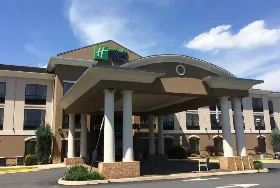 Photograph of Holiday Inn Express, Winchester