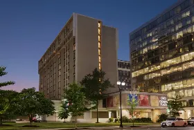 Photograph of Crowne Plaza, Arlington